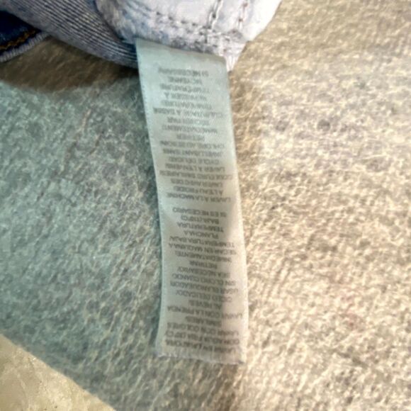 DKNY Jeans Boyfriend Denim Shorts‎ Womens Size 10 - Picture 6 of 10